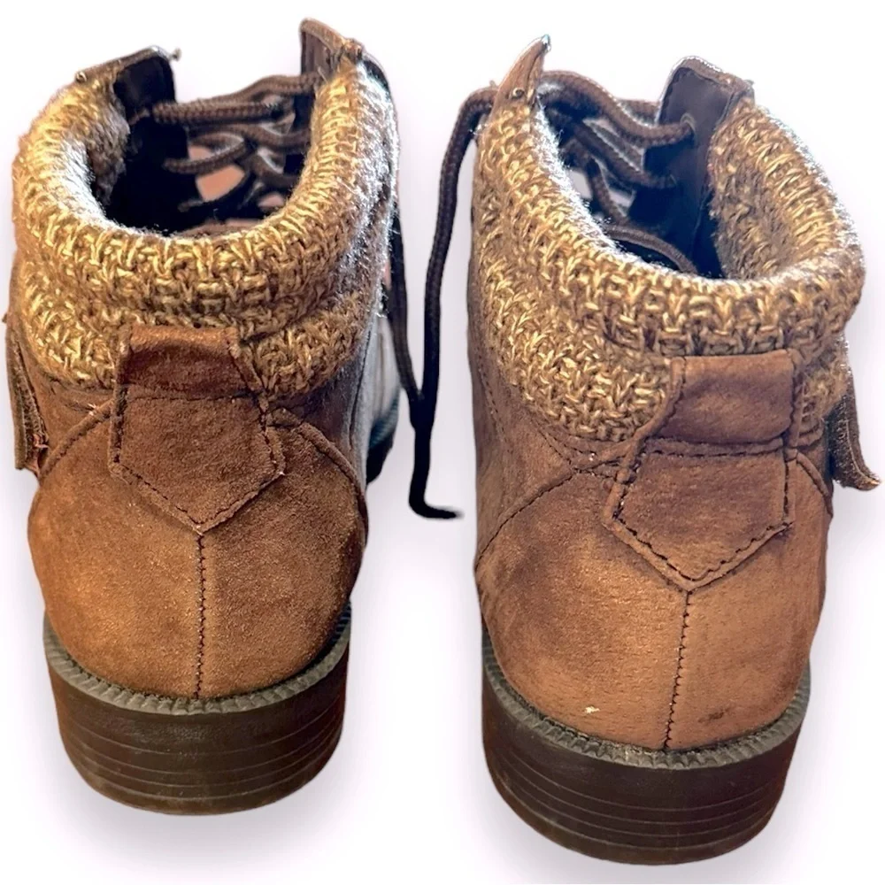 Predictions Leather Collection | Ankle Boots